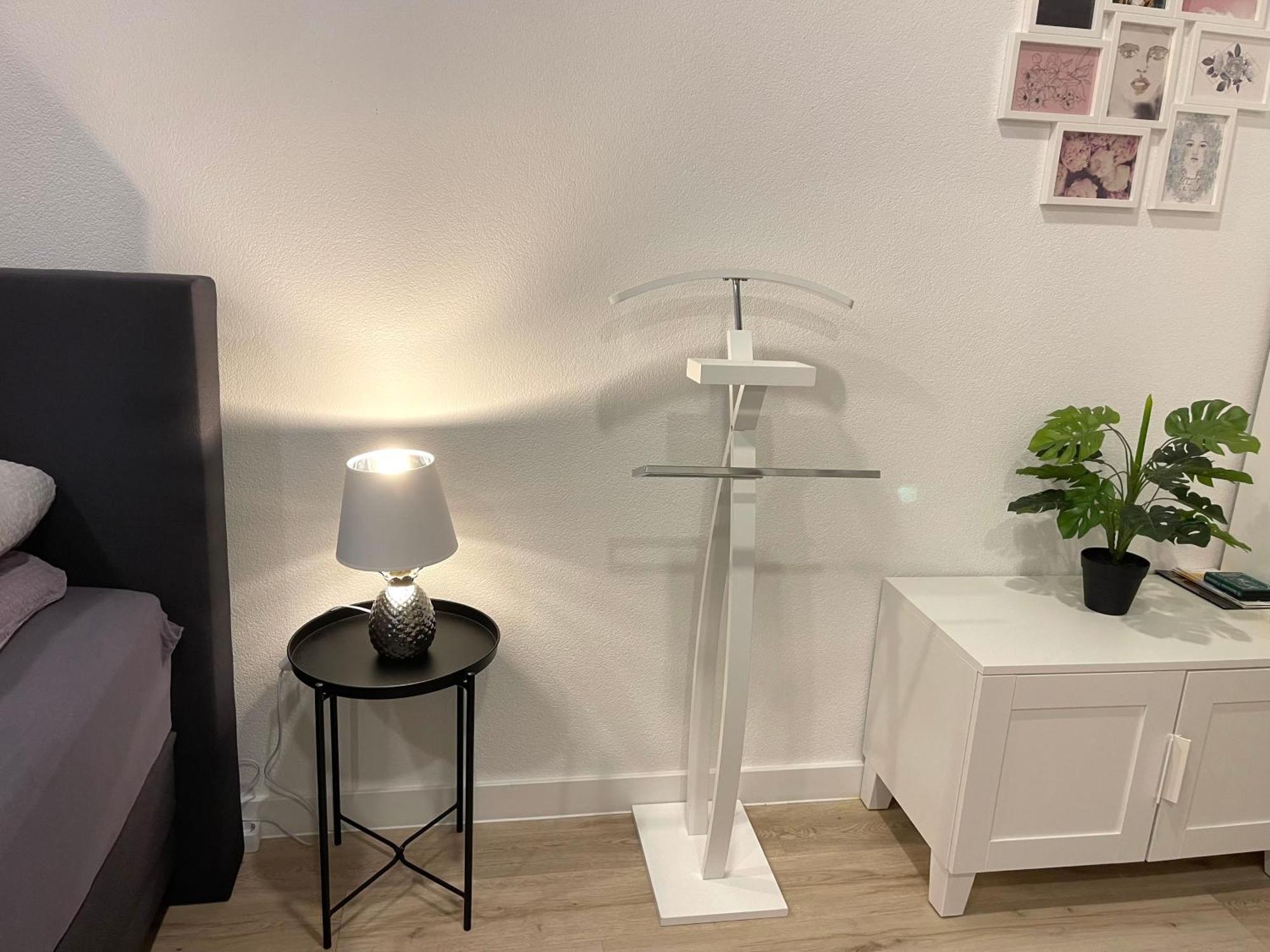 Neu Wunderschoenenes Weisses Apartament Am Schloessle Zentrum Goldstadt 포르츠하임 외부 사진