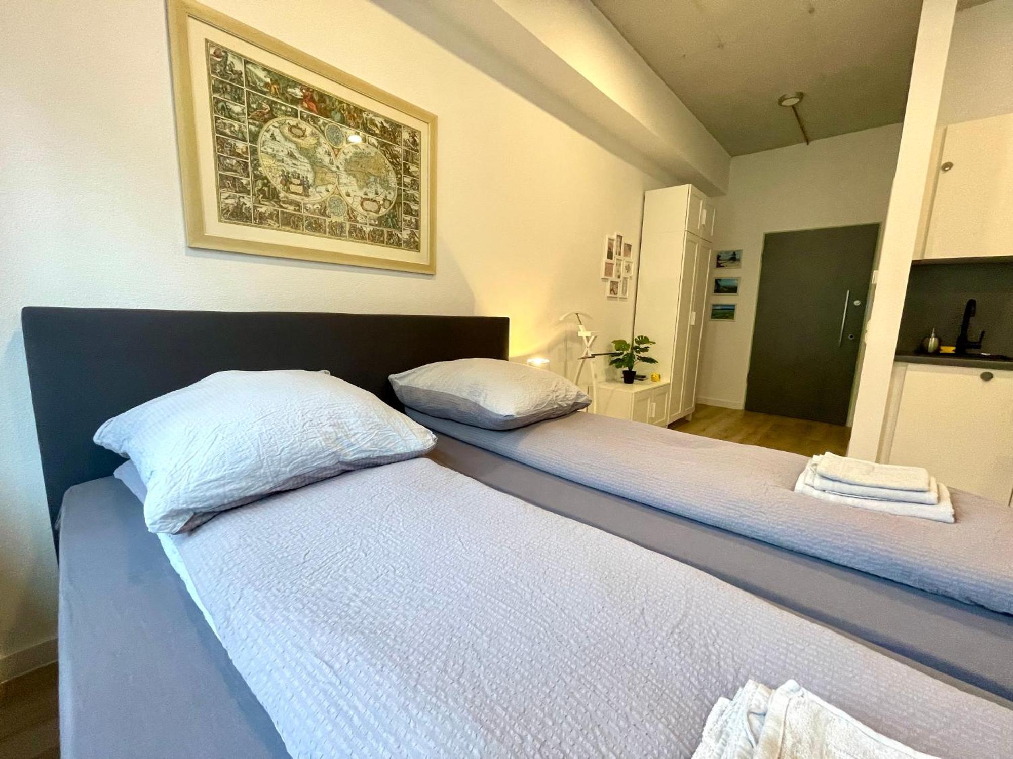 Neu Wunderschoenenes Weisses Apartament Am Schloessle Zentrum Goldstadt 포르츠하임 외부 사진