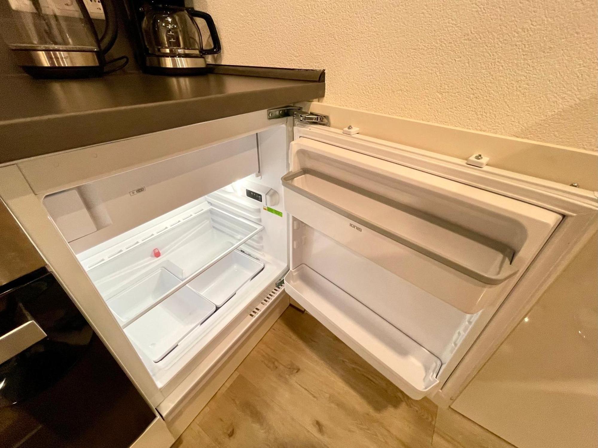 Neu Wunderschoenenes Weisses Apartament Am Schloessle Zentrum Goldstadt 포르츠하임 외부 사진