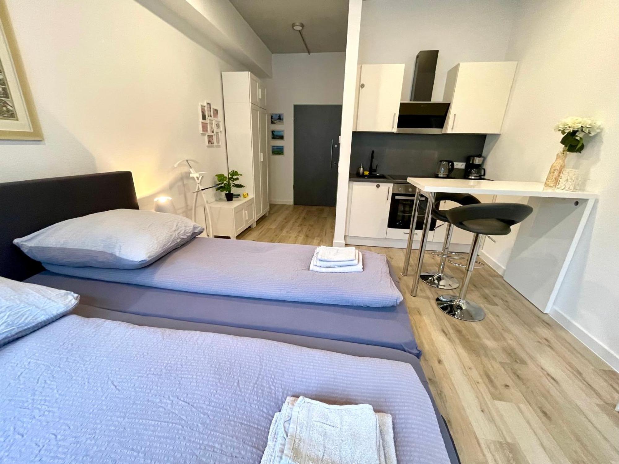 Neu Wunderschoenenes Weisses Apartament Am Schloessle Zentrum Goldstadt 포르츠하임 외부 사진